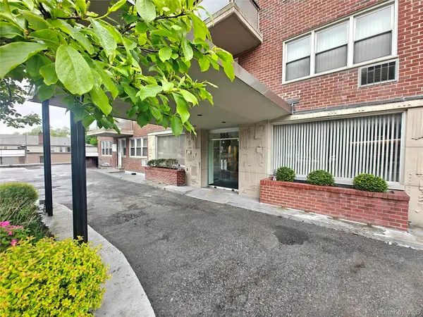 385 McLean AVE #8D, Yonkers, NY 10705