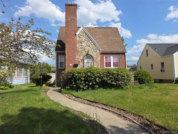 208 S Grand AVE, Poughkeepsie, NY 12603