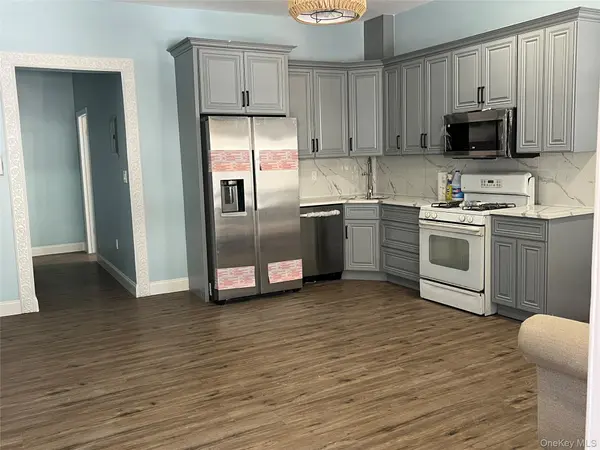 2854 Briggs AVE, Bronx, NY 10458