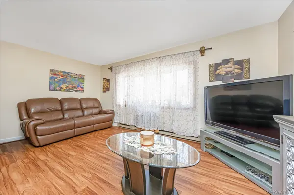 126-09 5th AVE, College Point, NY 11356