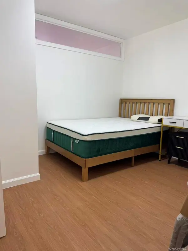 41-25 kissena BLVD #unit 6HH, Flushing, NY 11355