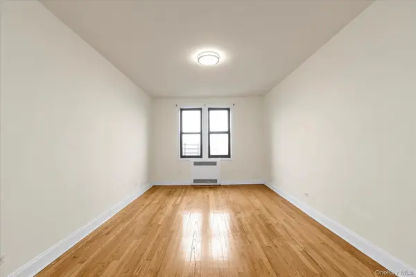 92-11 35th AVE #5E, Jackson Heights, NY 11372