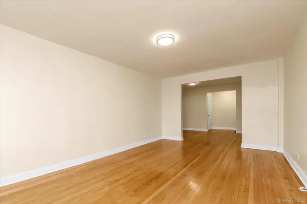 92-11 35th AVE #5E, Jackson Heights, NY 11372