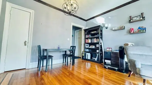 160-15 Powells Cove BLVD #A101, Beechhurst, NY 11357