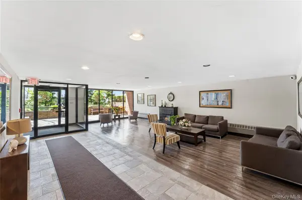16 Main ST #2K, East Rockaway, NY 11518