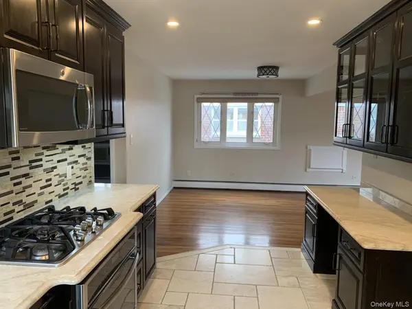 149-38 81st ST, Howard Beach, NY 11414
