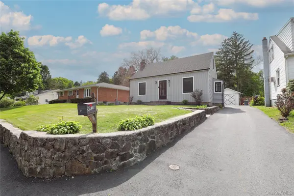 52 Phillips AVE, Highland, NY 12528