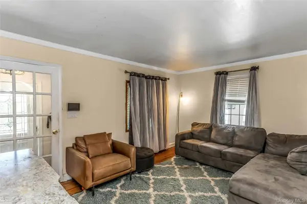 1395 Exeter ST, North Baldwin, NY 11510