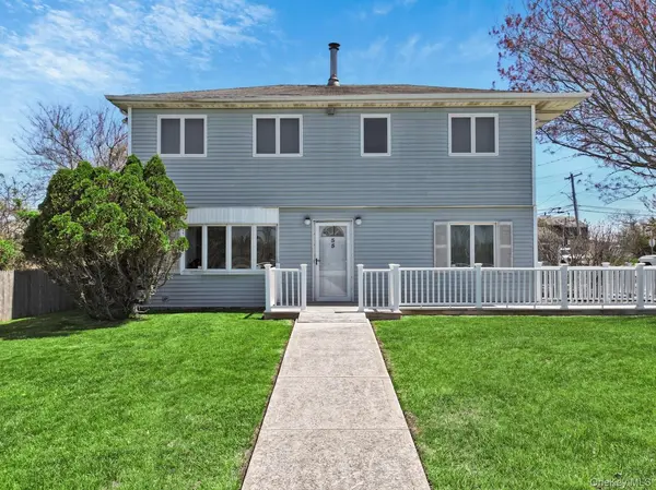 55 William Floyd Pkwy, Shirley, NY 11967