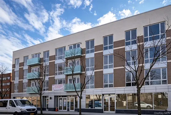 15815 Union TPKE #4C, Fresh Meadows, NY 11366