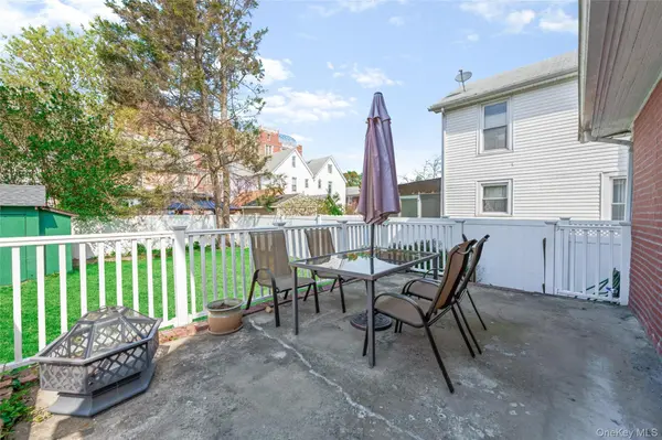 45-20 169th ST, Flushing, NY 11358