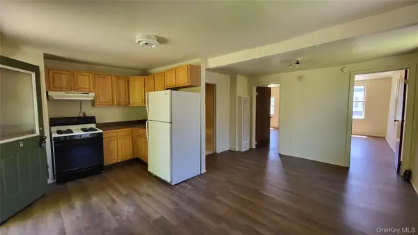 92 E Main ST #2, Beacon, NY 12508