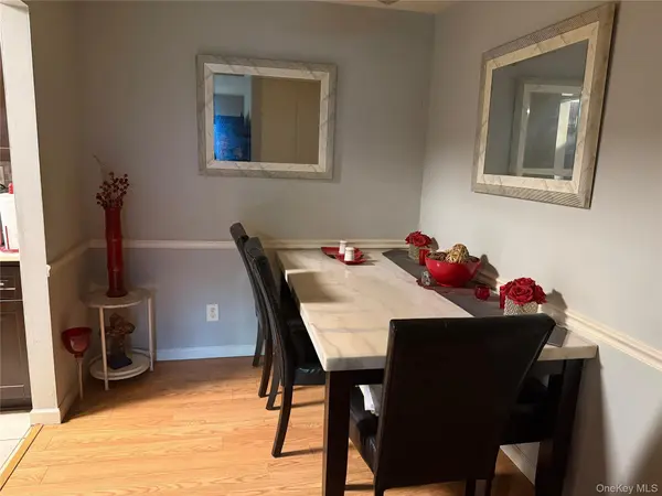 42 Richmond BLVD #1B, Ronkonkoma, NY 11779