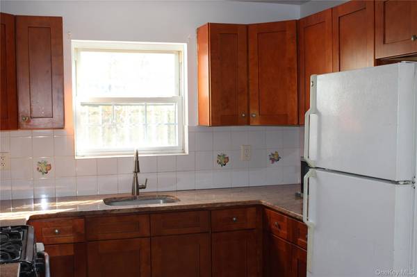 55 Wyona ST, Brooklyn, NY 11207