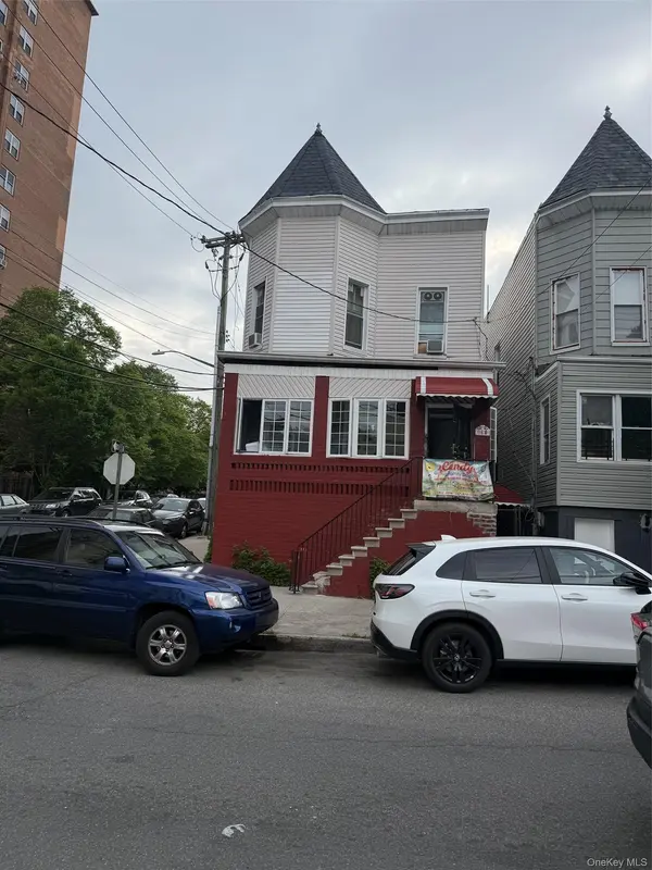 3525 Barnes AVE, Bronx, NY 10467