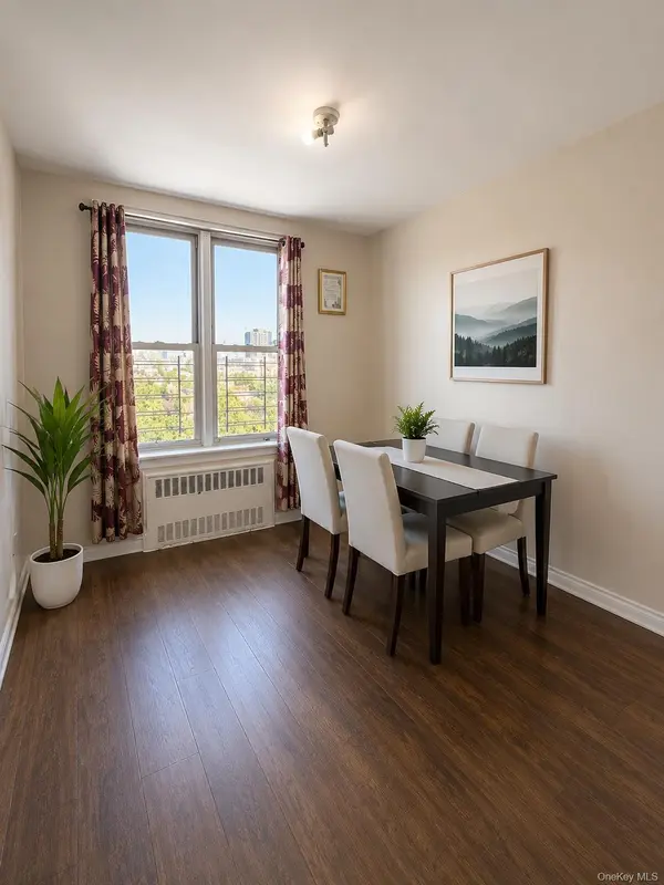 86-16 60th AVE #6H, Elmhurst, NY 11373