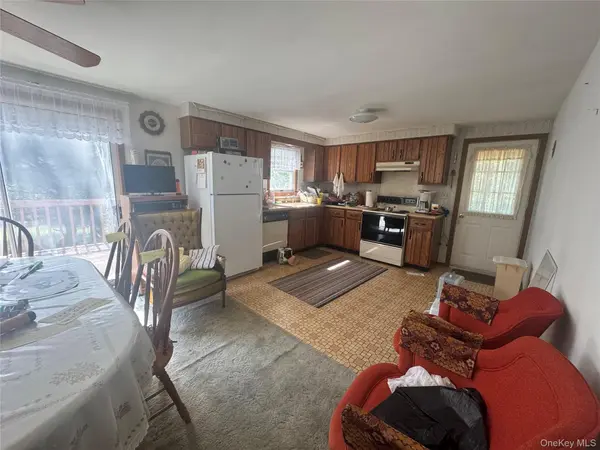 1613 Forestburgh RD, Glen Spey, NY 12737