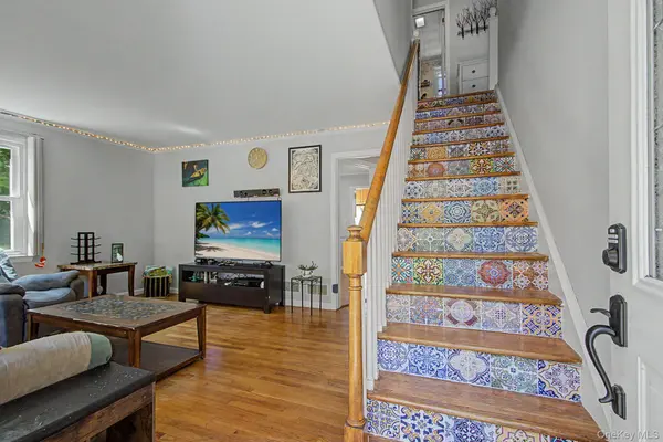 15 Beverly RD, Yonkers, NY 10710