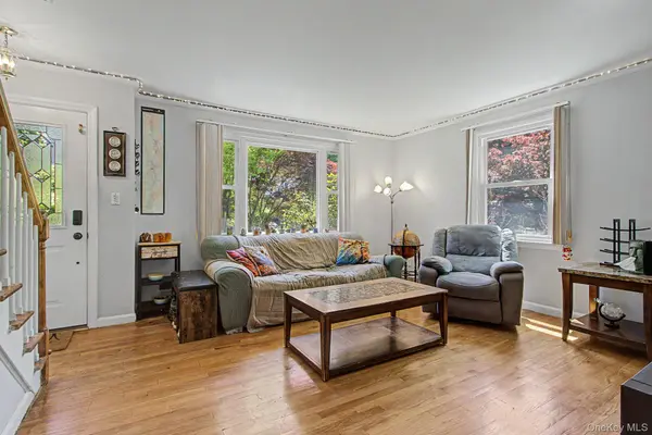 15 Beverly RD, Yonkers, NY 10710