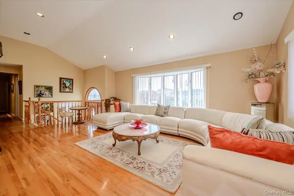 159 National BLVD, Long Beach, NY 11561