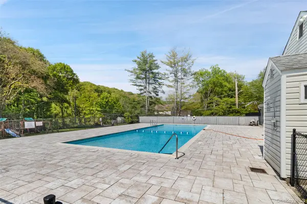 201 Holly Stream CT, Brewster, NY 10509