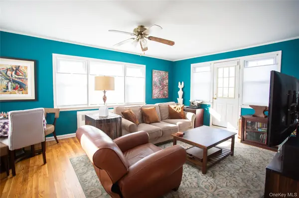 272 Laurelton BLVD, Long Beach, NY 11561
