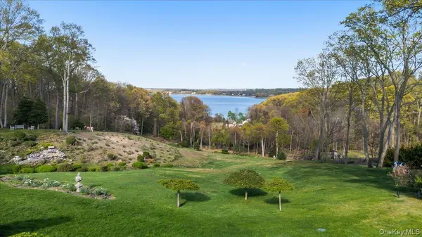233 Cleft RD, Mill Neck, NY 11765