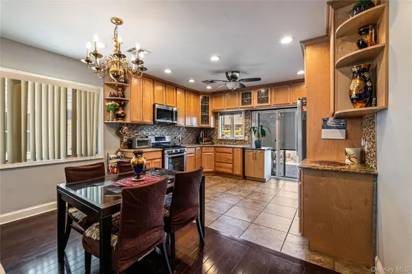 2049 E 71st ST, Brooklyn, NY 11234