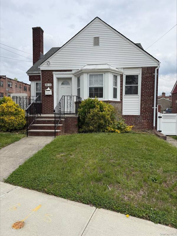 88-13 210th ST, Queens Village, NY 11427