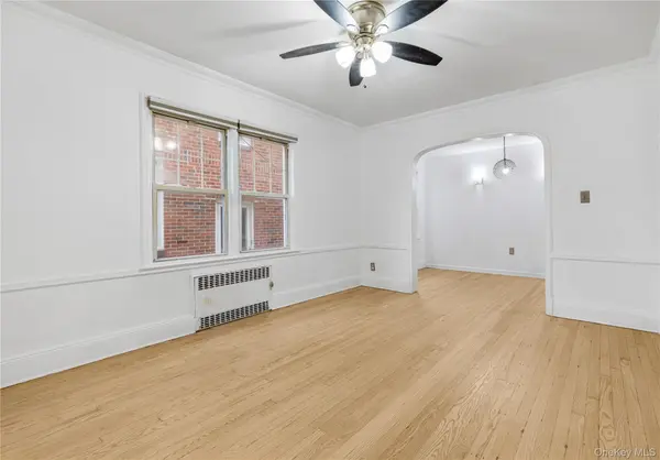 7141 Loubet ST, Forest Hills, NY 11375