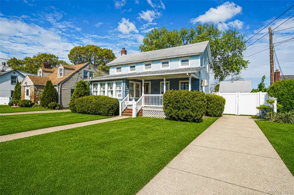 2958 Court ST, Oceanside, NY 11572