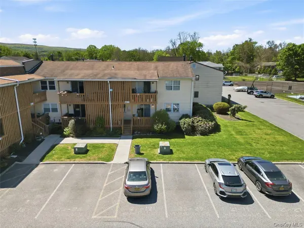 21 Weathervane DR #16, Washingtonville, NY 10992