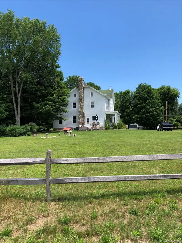 181 Huguenot ST, New Paltz, NY 12561
