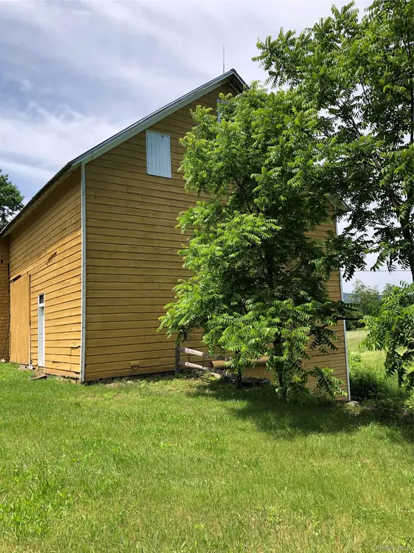 181 Huguenot ST, New Paltz, NY 12561