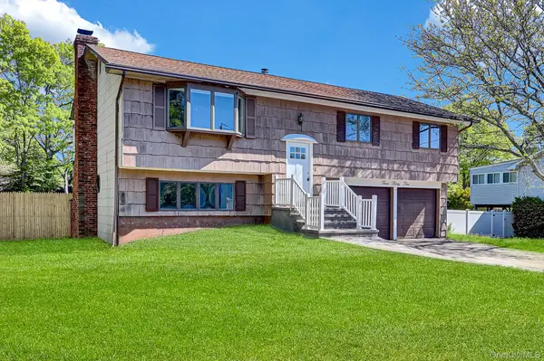 335 Babylon ST, Islip Terrace, NY 11752