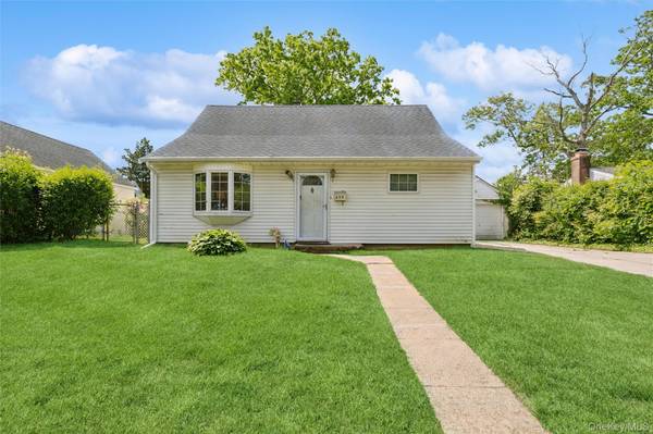 650 Eagle AVE, West Hempstead, NY 11552