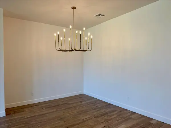12805 Cobblestone Curve RD, Oklahoma City, OK 73142