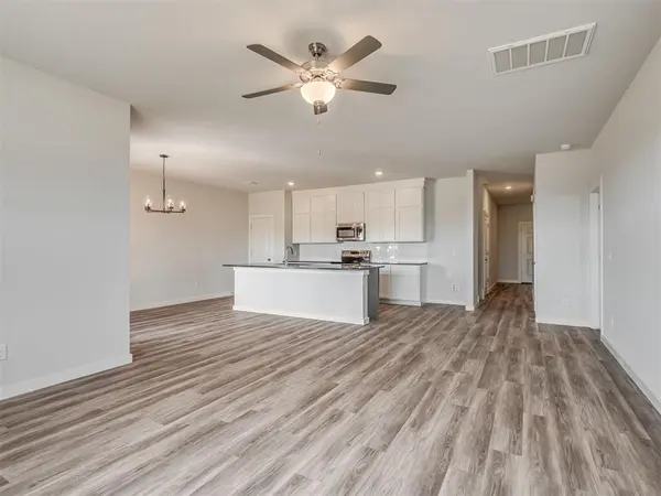 207 Wrangler PASS, Stillwater, OK 74075