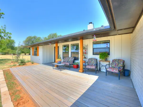 1709 NW Moffat RD, Piedmont, OK 73078