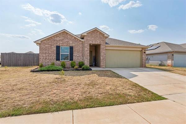 3425 Furrow DR, Yukon, OK 73099