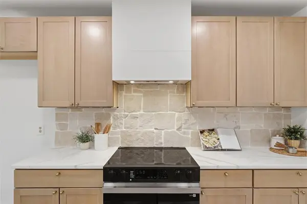 6708 Whitehall DR, Oklahoma City, OK 73132