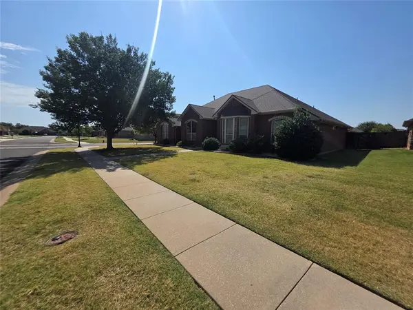 2416 Birmingham DR, Norman, OK 73071