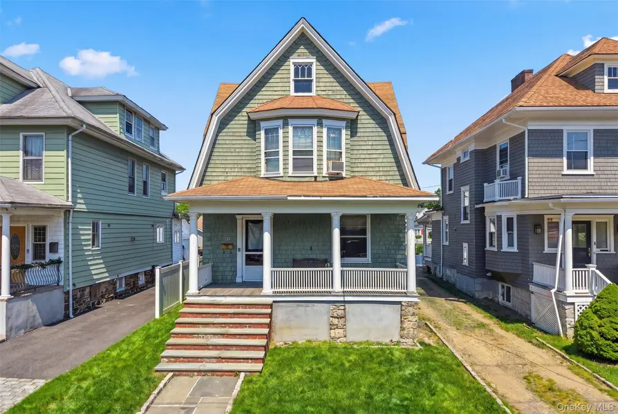 35 Jackson ST, New Rochelle, NY 10801