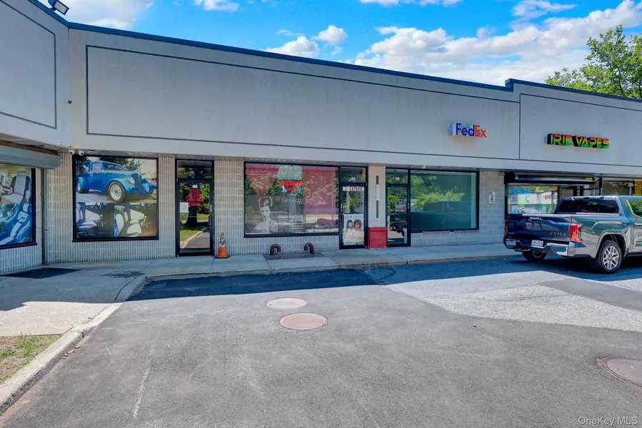 2 Middle Country RD #6, Middle Island, NY 11953