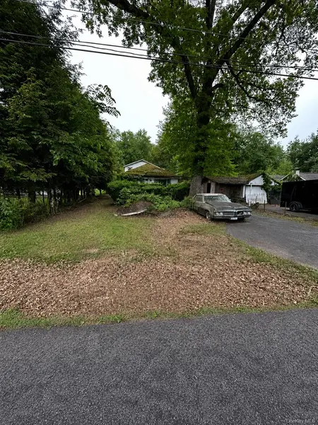 153 Glenerie BLVD, Saugerties, NY 12477