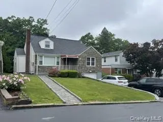 107 HAYWARD ST, Yonkers, NY 10704