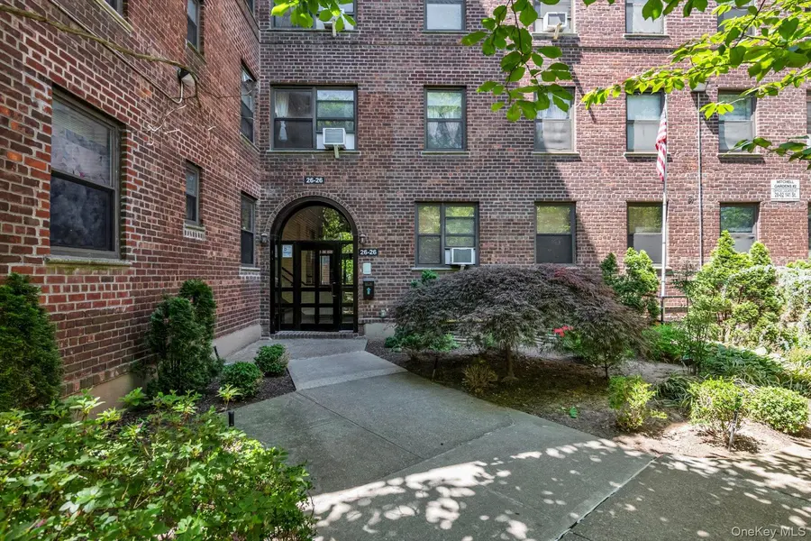 26-26 141st 141st #6-A, Flushing, NY 11354