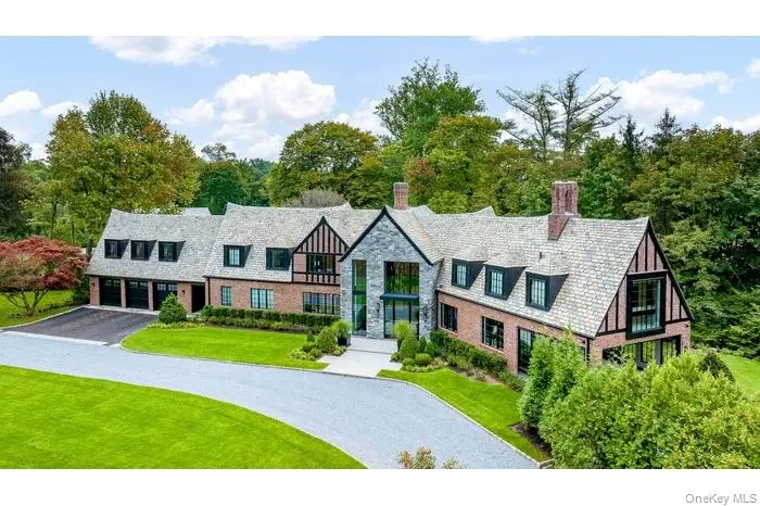 64 Cushman RD, Scarsdale, NY 10583