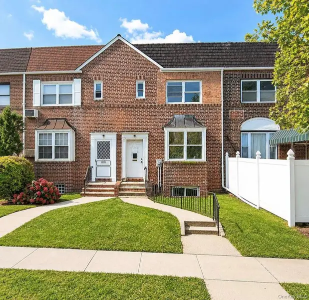 14448 Jewel AVE, Flushing, NY 11367
