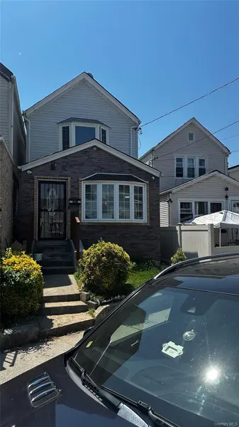 11242 Dillon ST, Jamaica, NY 11433